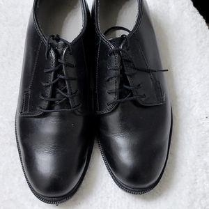 Mens Size 6 duty Oxfords